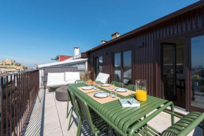 Boavista Penthouse w/ 2 Balconies & AC by LovelyStay